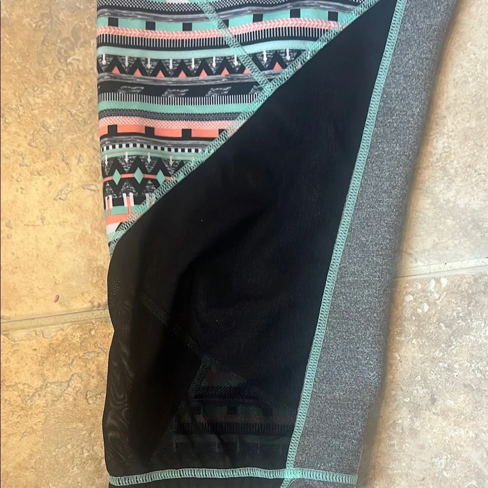 Sweaty Betty women’s work out leggings  XL. 32”waist 
32”L - Picture 5 of 6